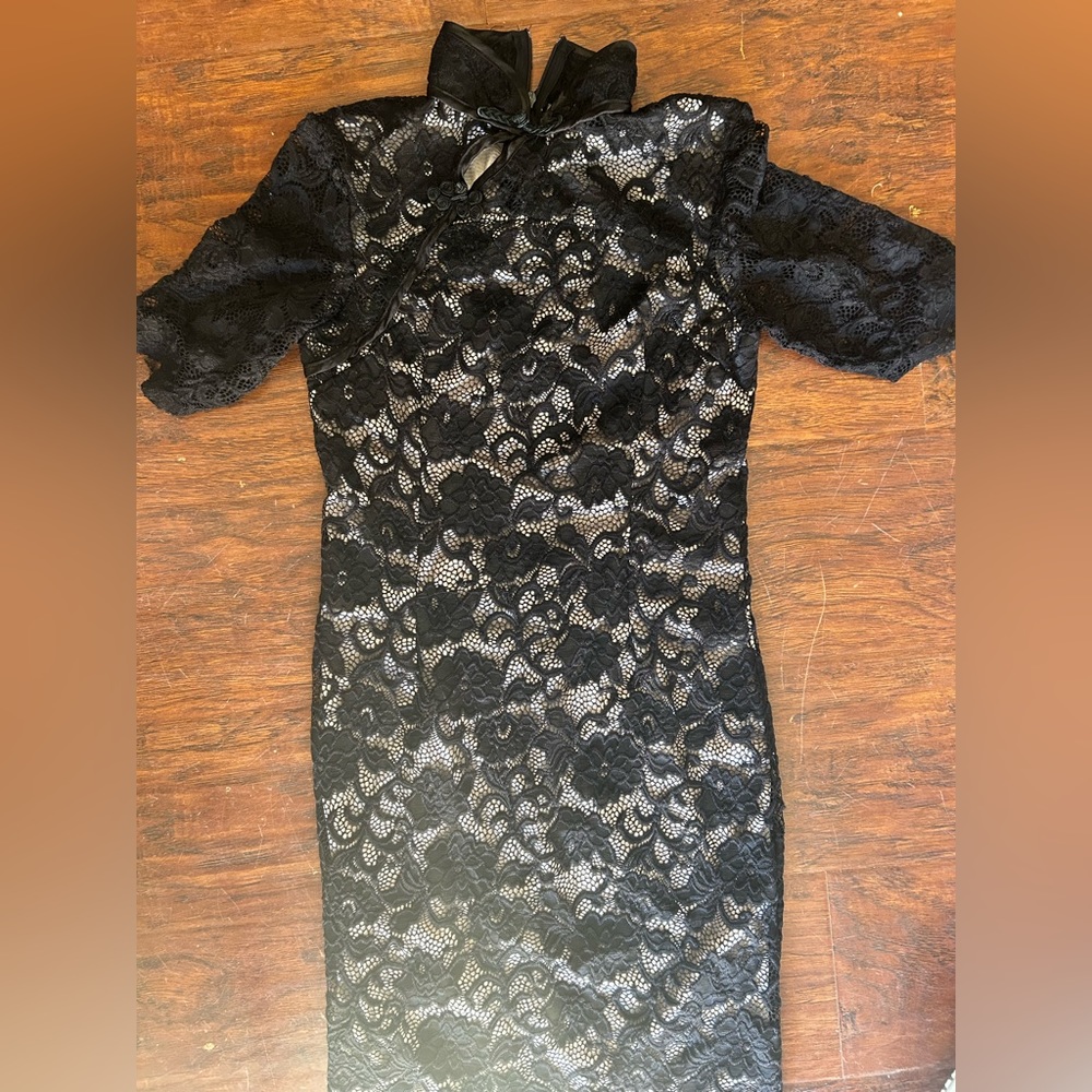 Lace dress